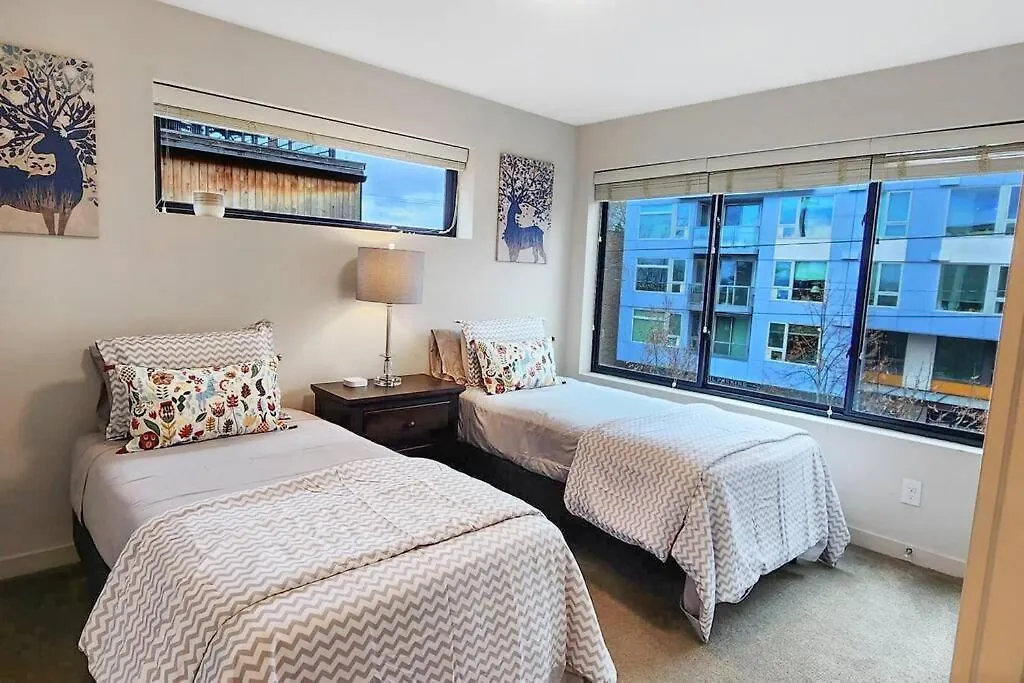 West Seattle'S Modern Townhome Holiday home Seattle